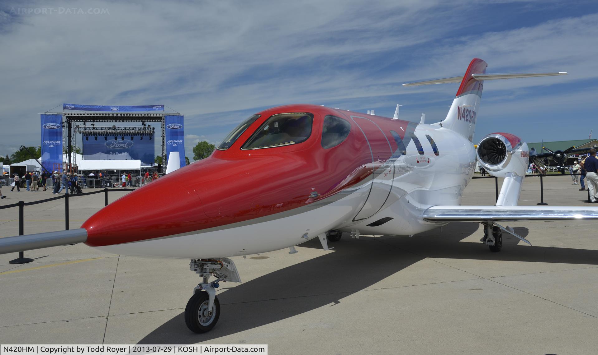 N420HM, 2011 Honda HA-420 HondaJet C/N 42000002, Airventure 2013