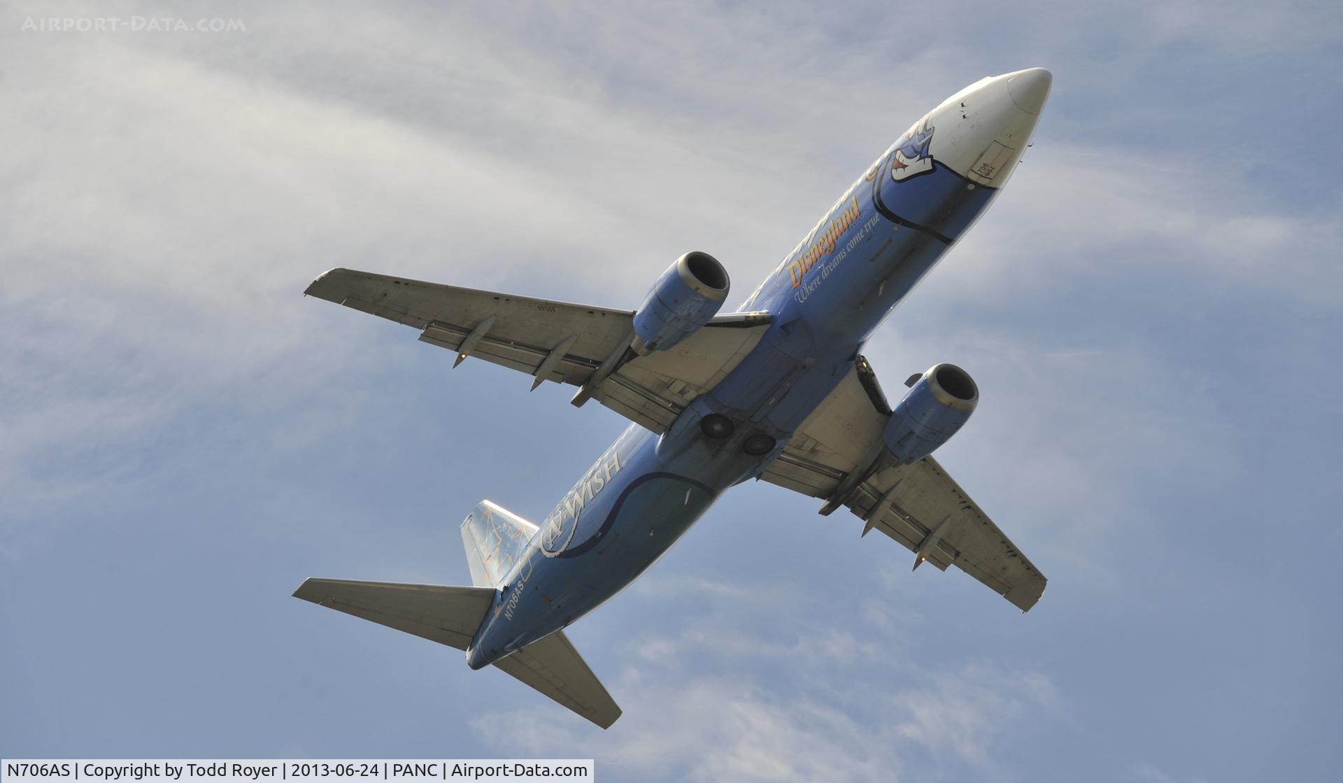 N706AS, 1998 Boeing 737-490 C/N 28894, Departing Anchorage