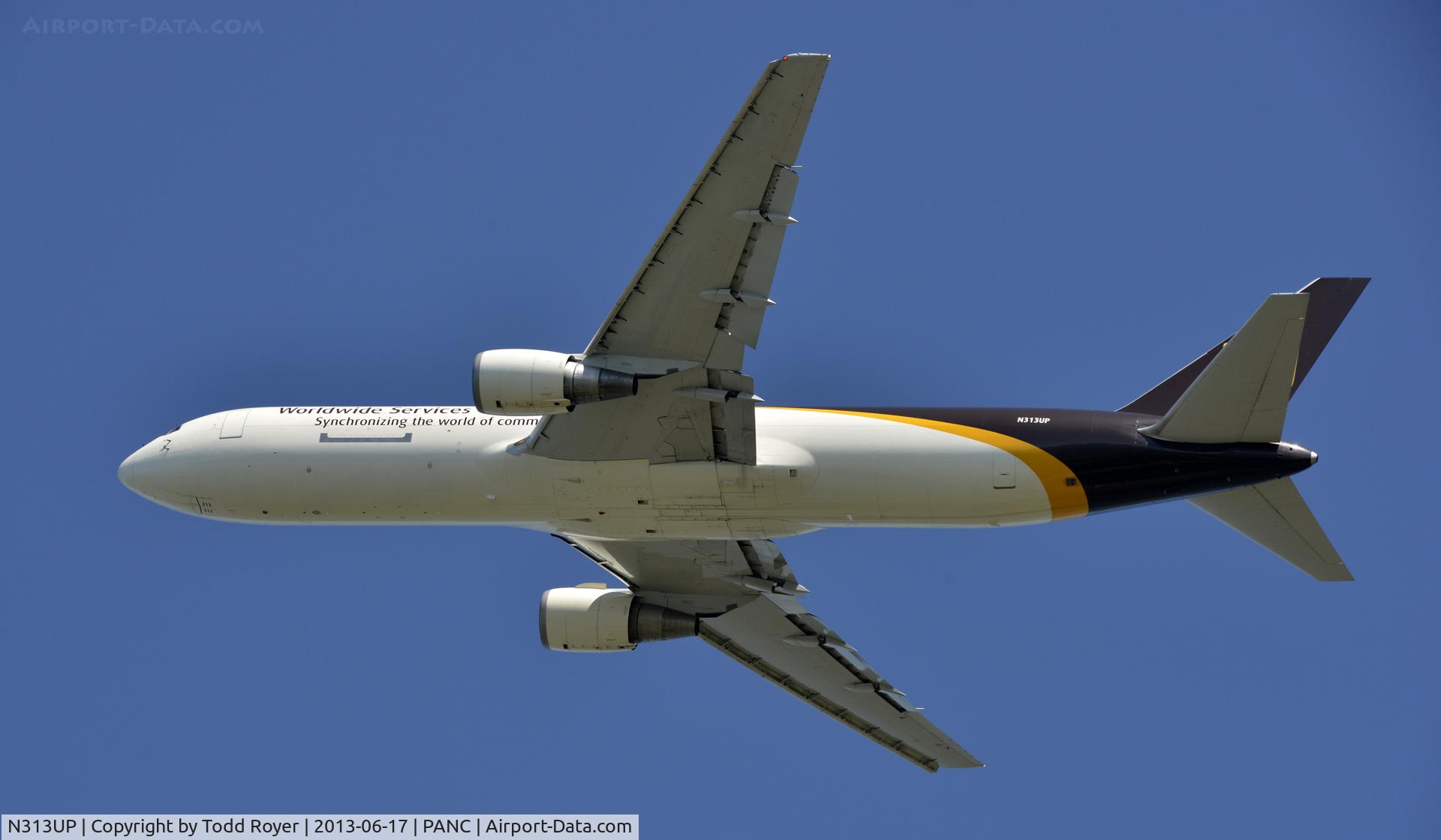 N313UP, 1996 Boeing 767-34AF C/N 27764, Departing Anchorage
