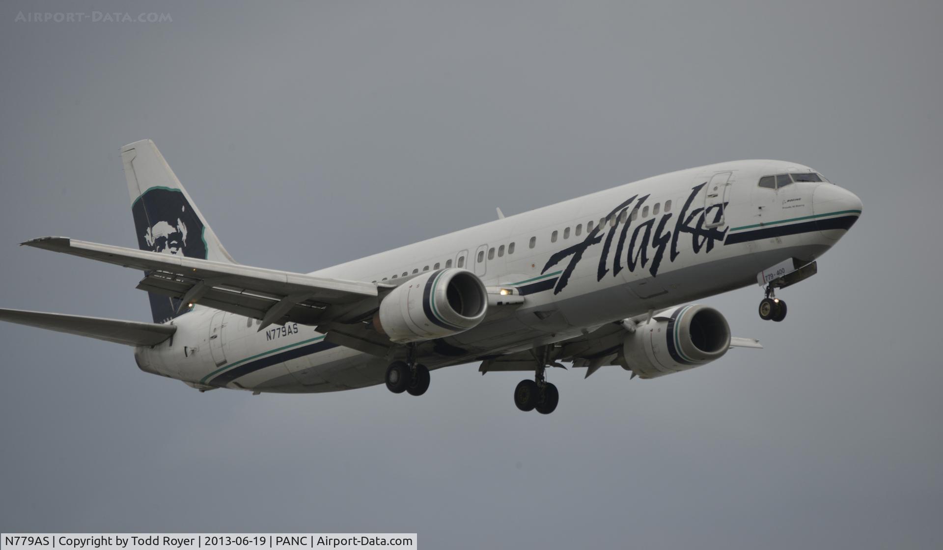 N779AS, 1994 Boeing 737-4Q8 C/N 25111, Arriving at Anchorage