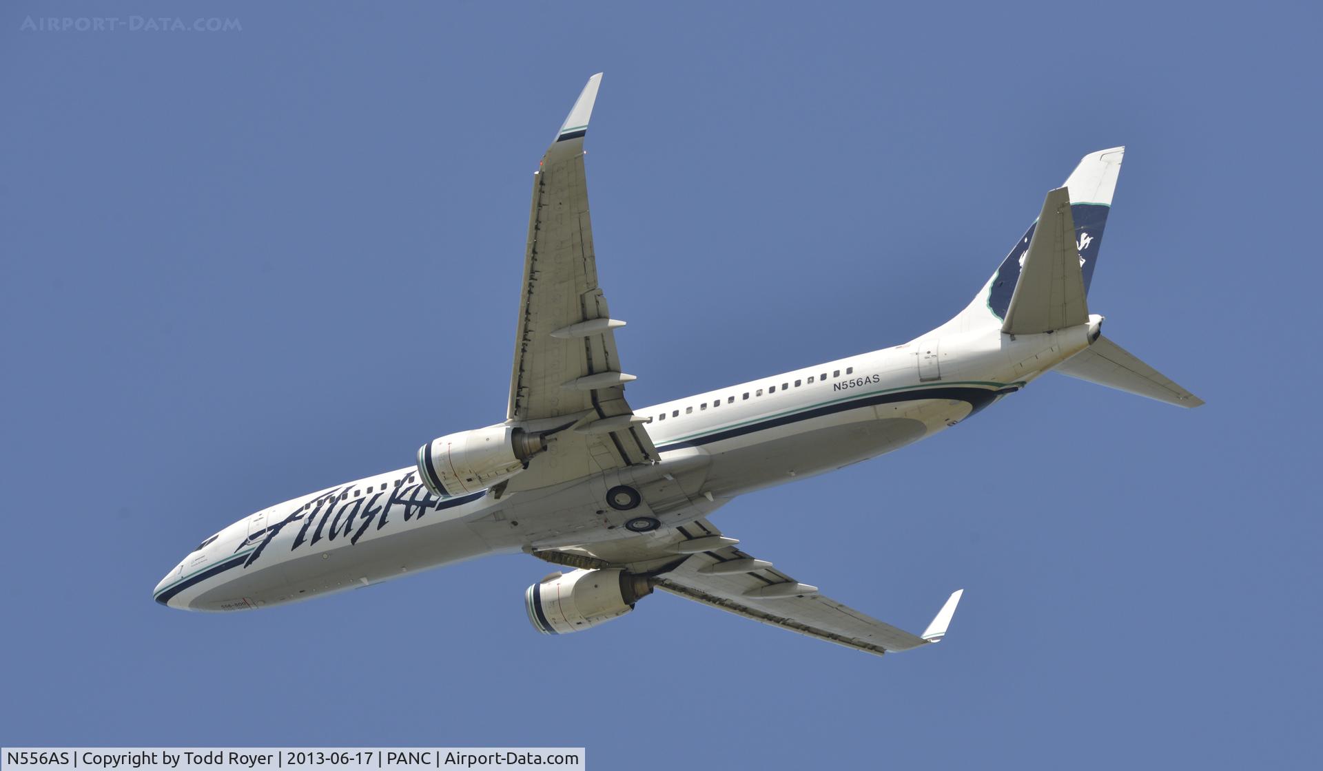 N556AS, 2006 Boeing 737-890 C/N 35175, Departing Anchorage