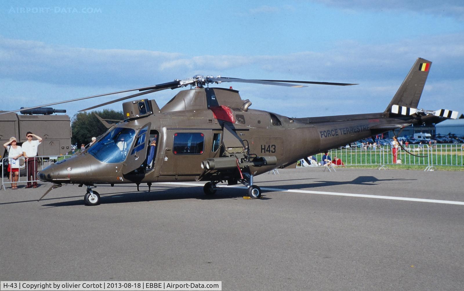 H-43, Agusta A-109BA C/N 0343, Beauvachain airshow 2002