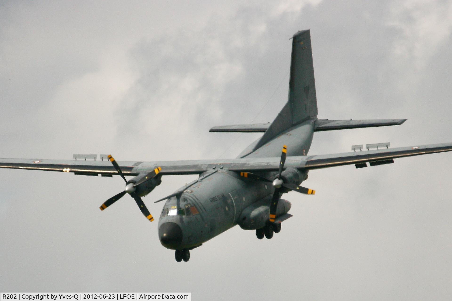 R202, Transall C-160R C/N 202, French Air Force Transall C-160R, Evreux-Fauville AB 105 (LFOE)