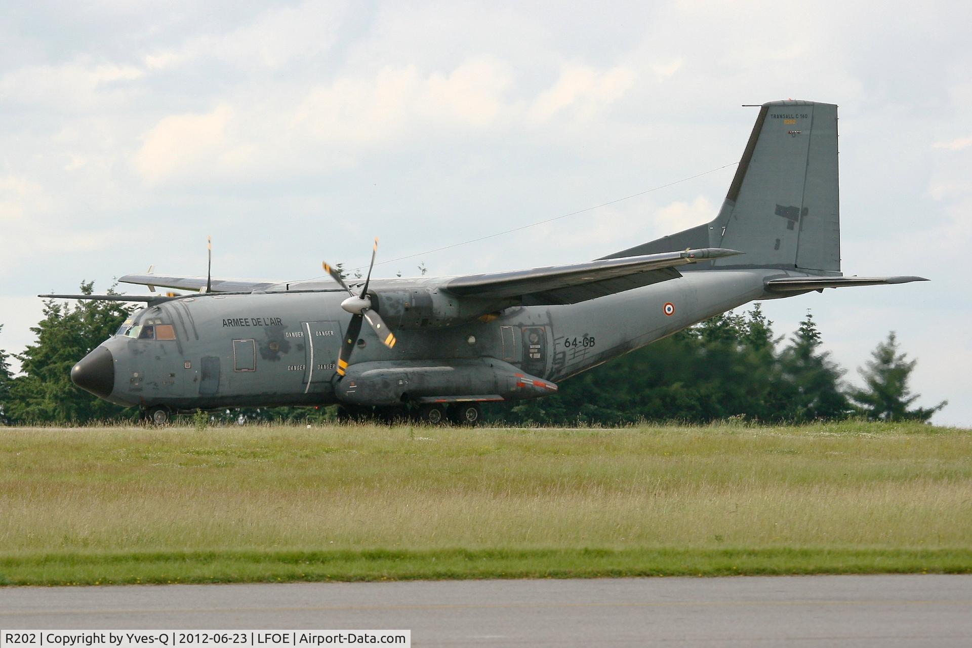 R202, Transall C-160R C/N 202, French Air Force Transall C-160R, Evreux-Fauville AB 105 (LFOE)