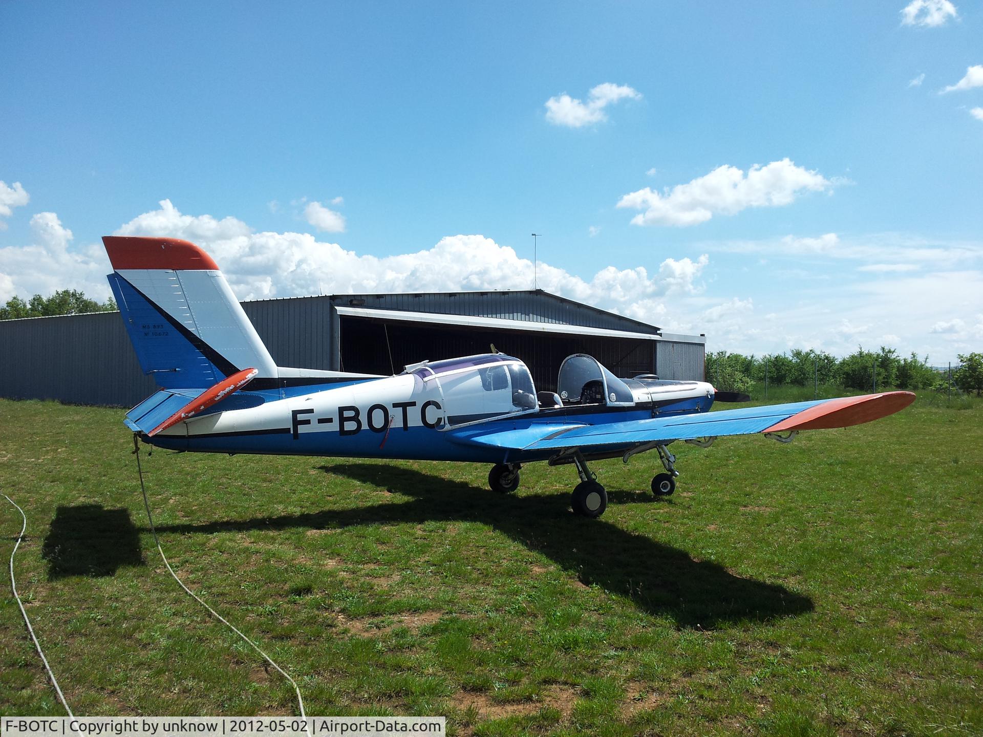 F-BOTC, Socata MS-893A Rallye Commodore 180 C/N 10672, Remorqueur de planeur à Valence 26000 France