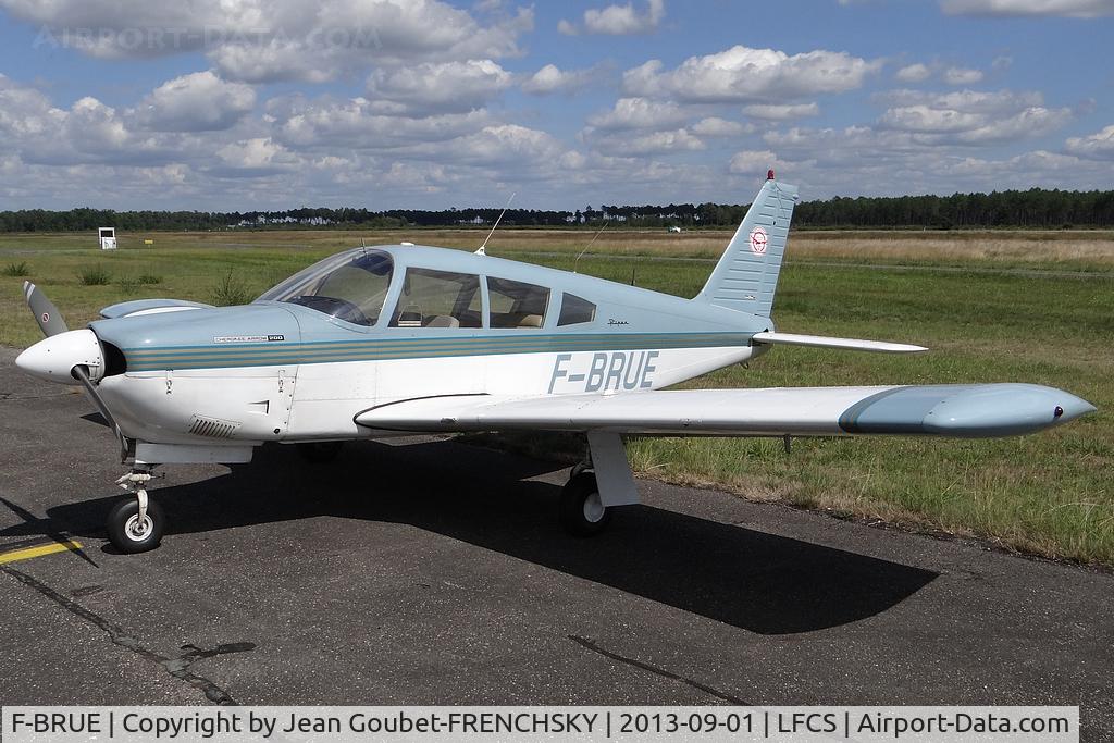 F-BRUE, Piper PA-28R-200 Cherokee Arrow C/N 28R-35364, aéroclub de Lognes