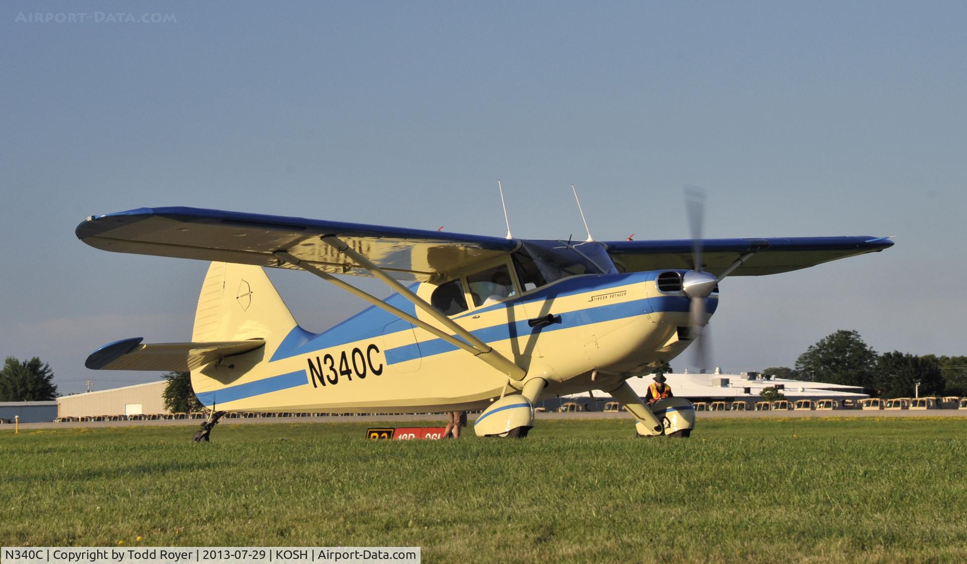N340C, 1947 Stinson 108-2 Voyager C/N 108-3340, Airventure 2013