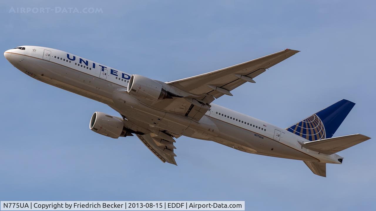 N775UA, 1995 Boeing 777-222 C/N 26947, departure from Frankfurt