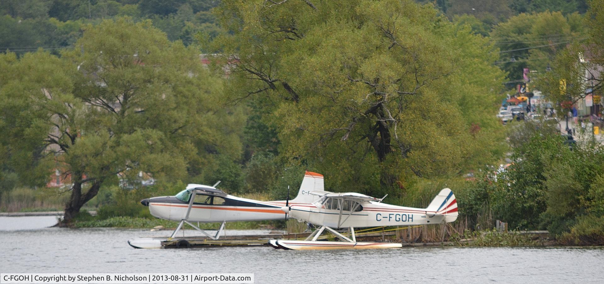C-FGOH, 1952 Piper PA-18 Super Cub C/N 18-1830, At head lake in Haliburton