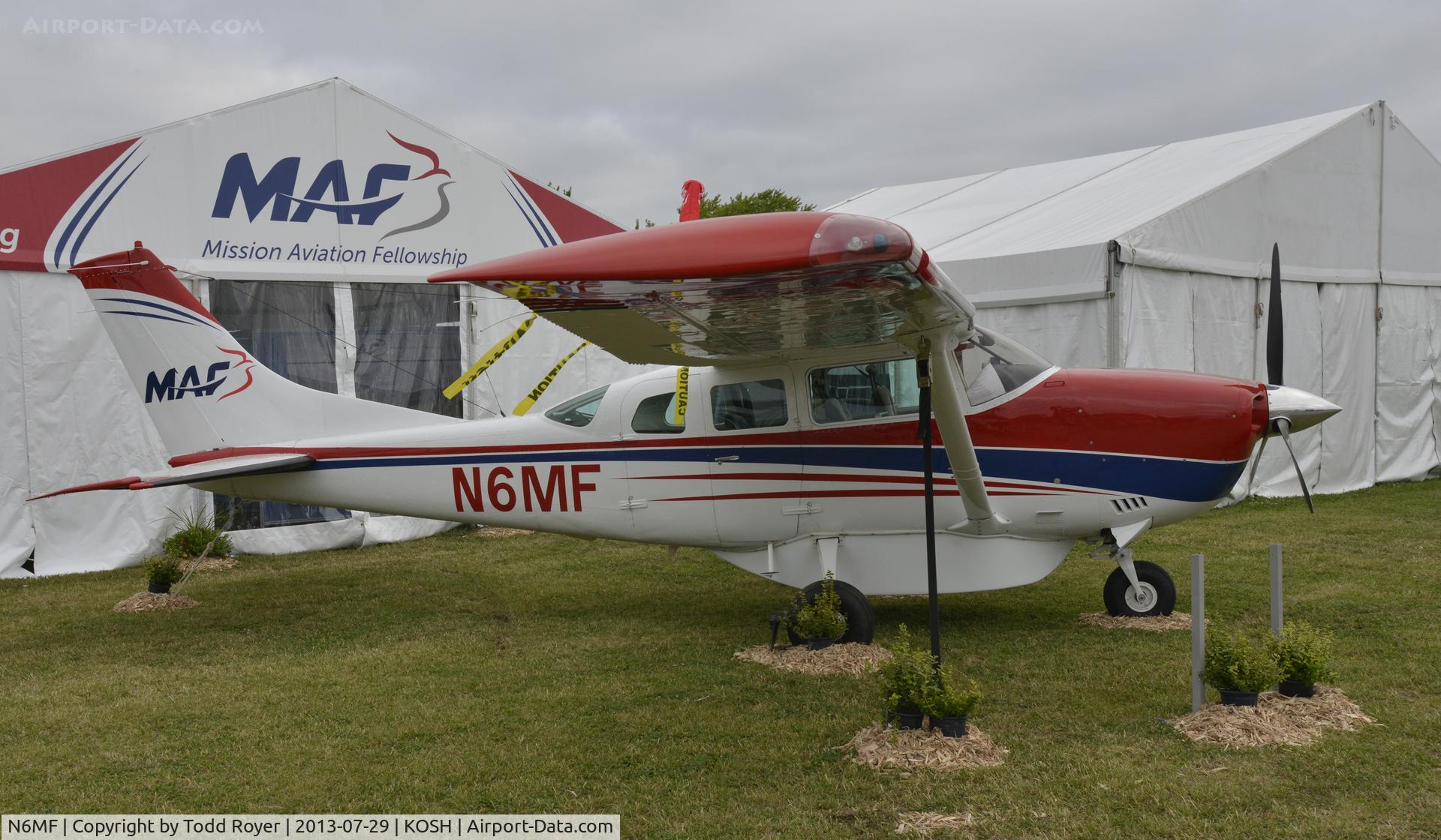 N6MF, 1981 Cessna U206G Stationair C/N U20605926, Airventure 2013