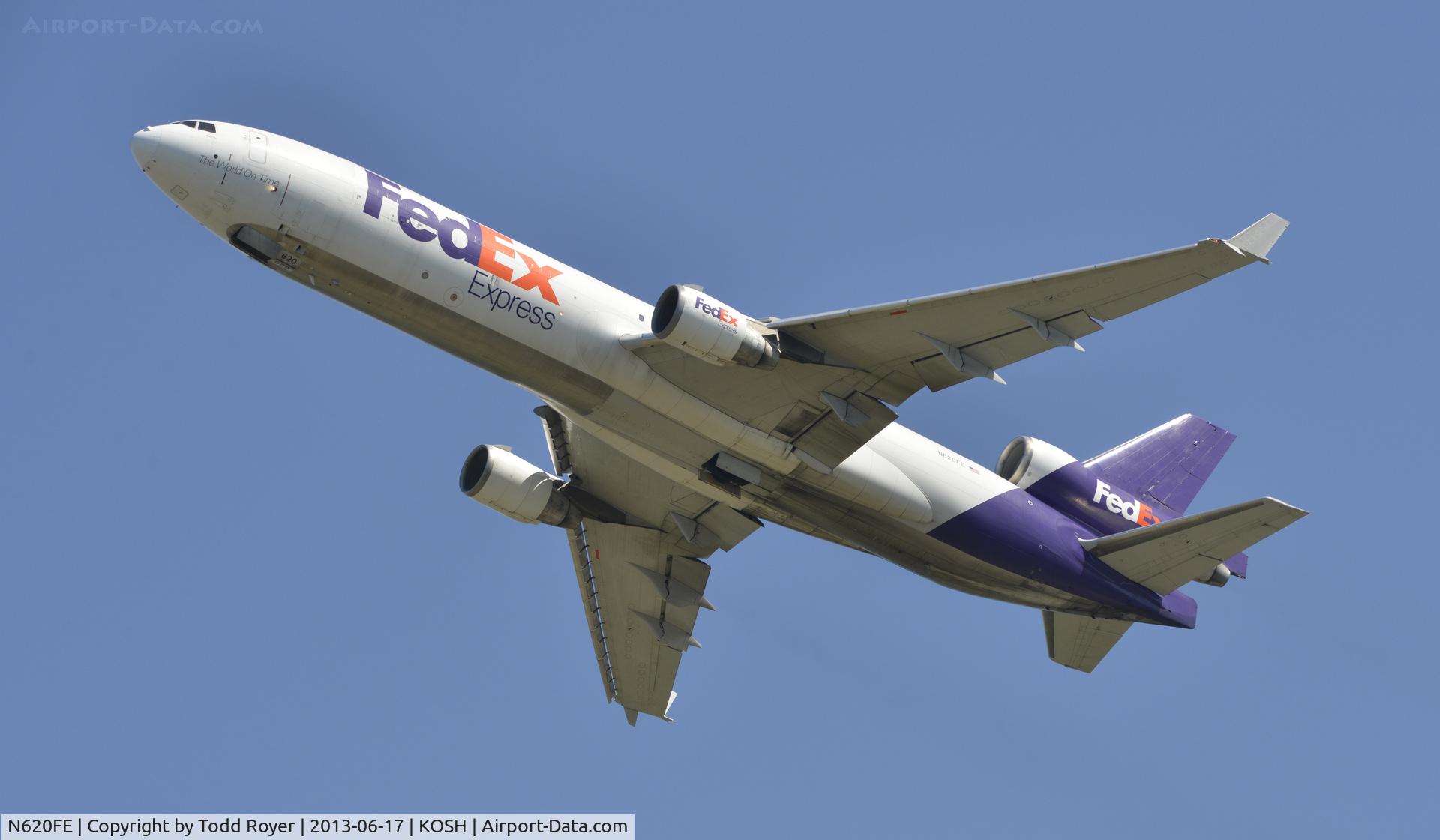 N620FE, 1999 McDonnell Douglas MD-11F C/N 48791, Departing Anchorage