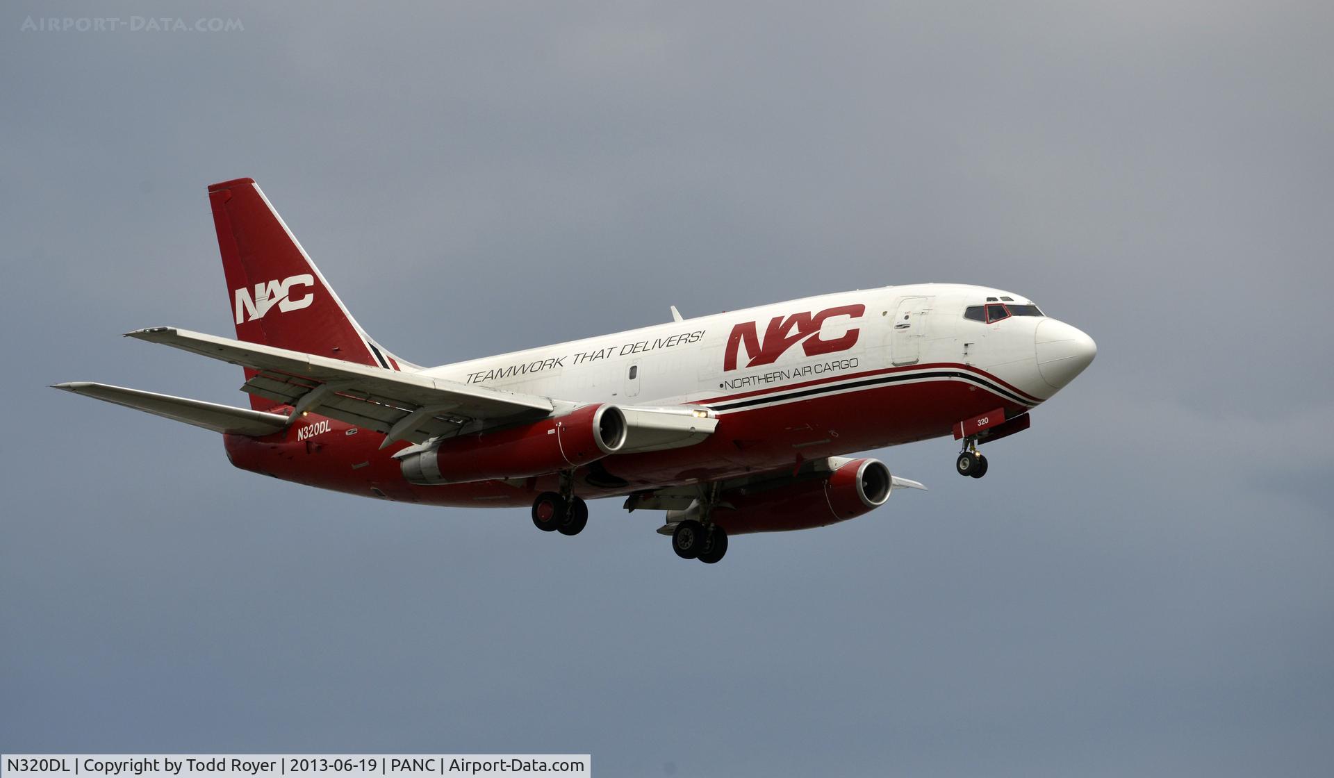 N320DL, 1984 Boeing 737-232 C/N 23092, Arriving at Anchorage
