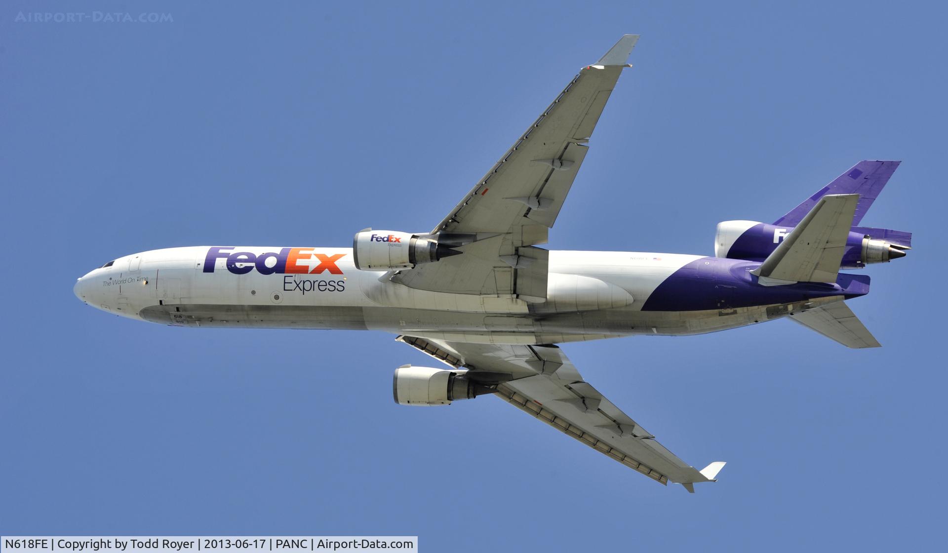 N618FE, 1996 McDonnell Douglas MD-11F C/N 48754, Departing Anchorage