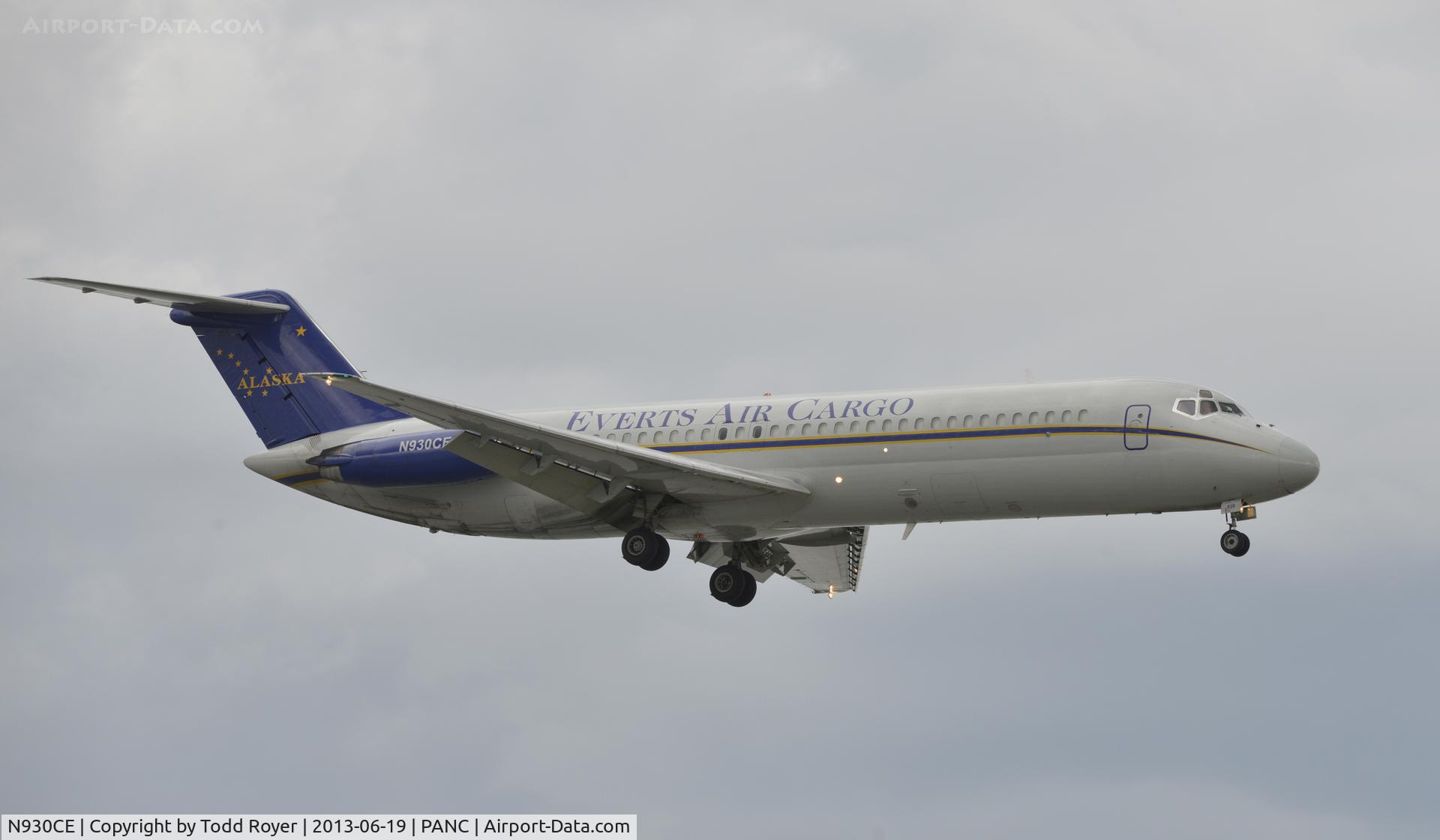 N930CE, 1969 McDonnell Douglas DC-9-33F C/N 47363, Arriving at Anchorage