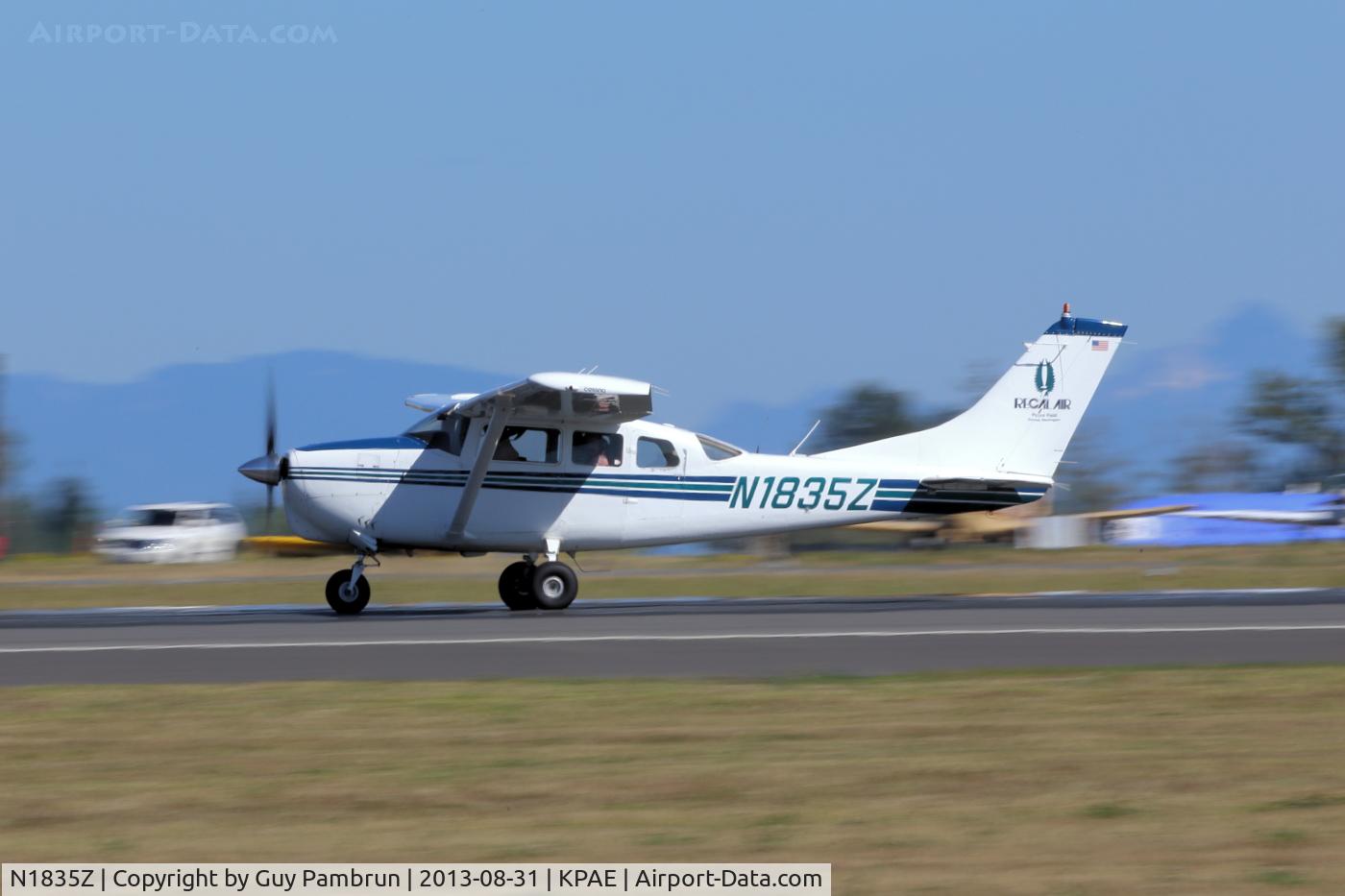 N1835Z, 1962 Cessna 205 (210-5) C/N 205-0035, Takeoff