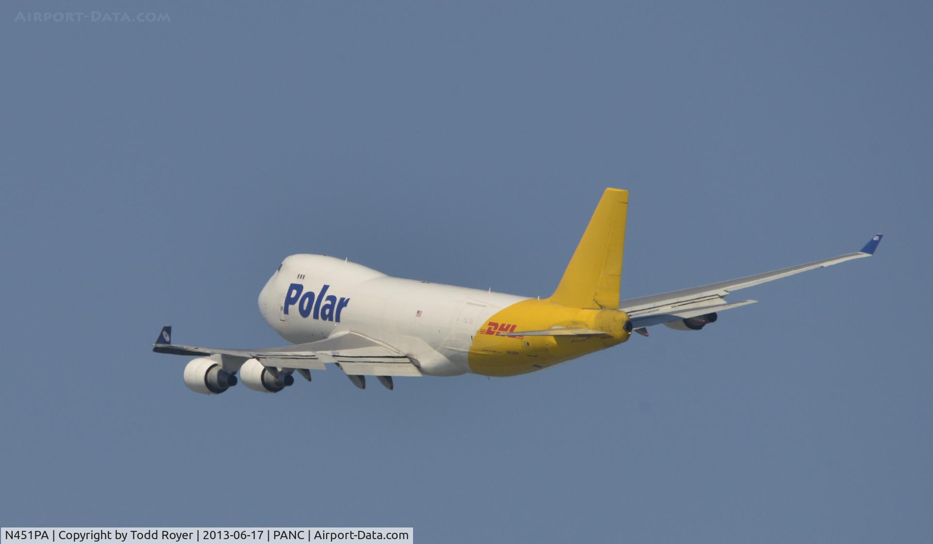 N451PA, 2000 Boeing 747-46NF C/N 30809, Departing Anchorage