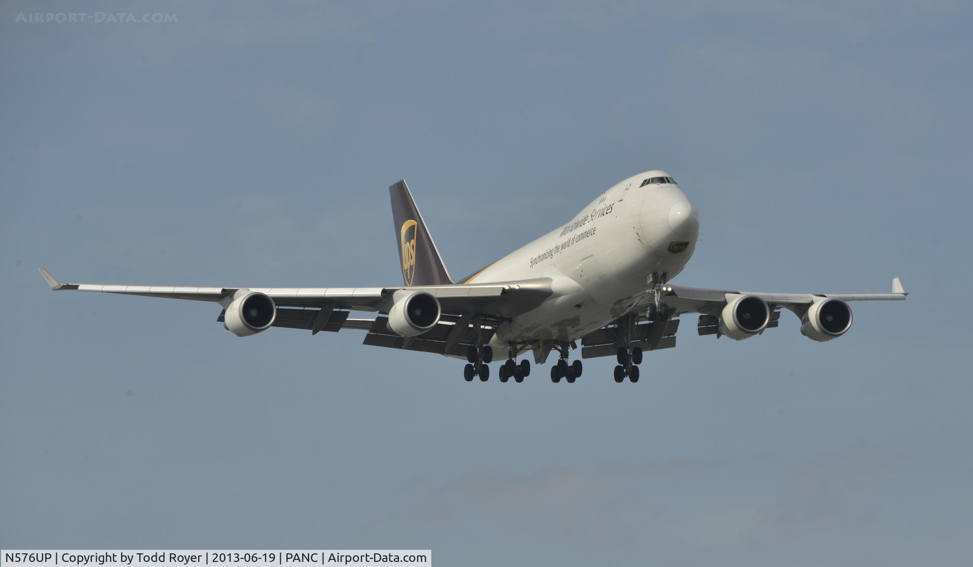 N576UP, 2008 Boeing 747-44AF C/N 35665, Arriving at Anchorage