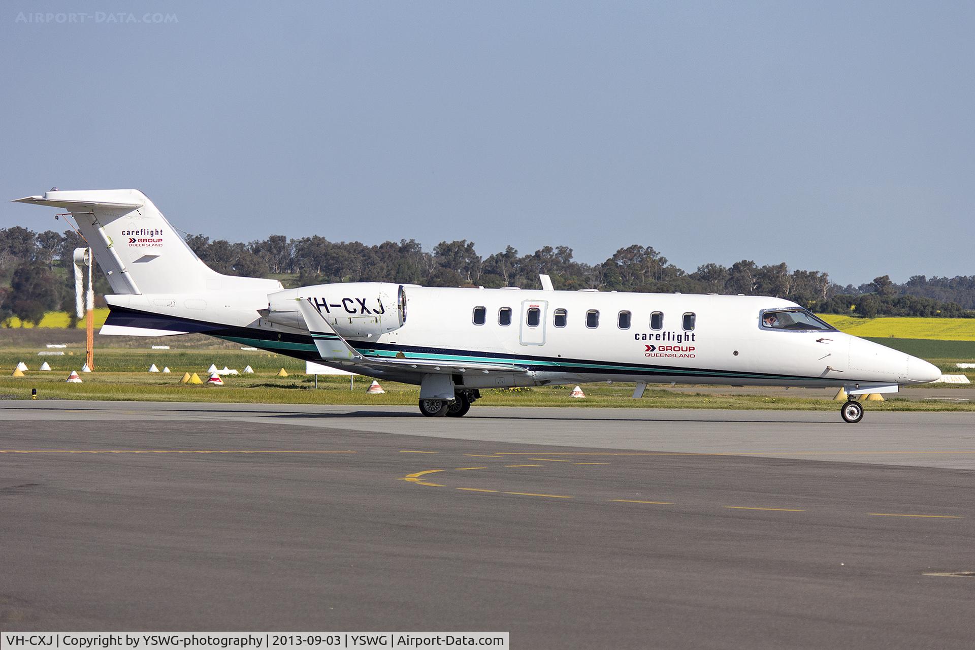 VH-CXJ, Learjet 45 C/N 152, CMS Air Ambulance (VH-CXJ) Bombardier Learjet 45 taxiing at Wagga Wagga Airport.