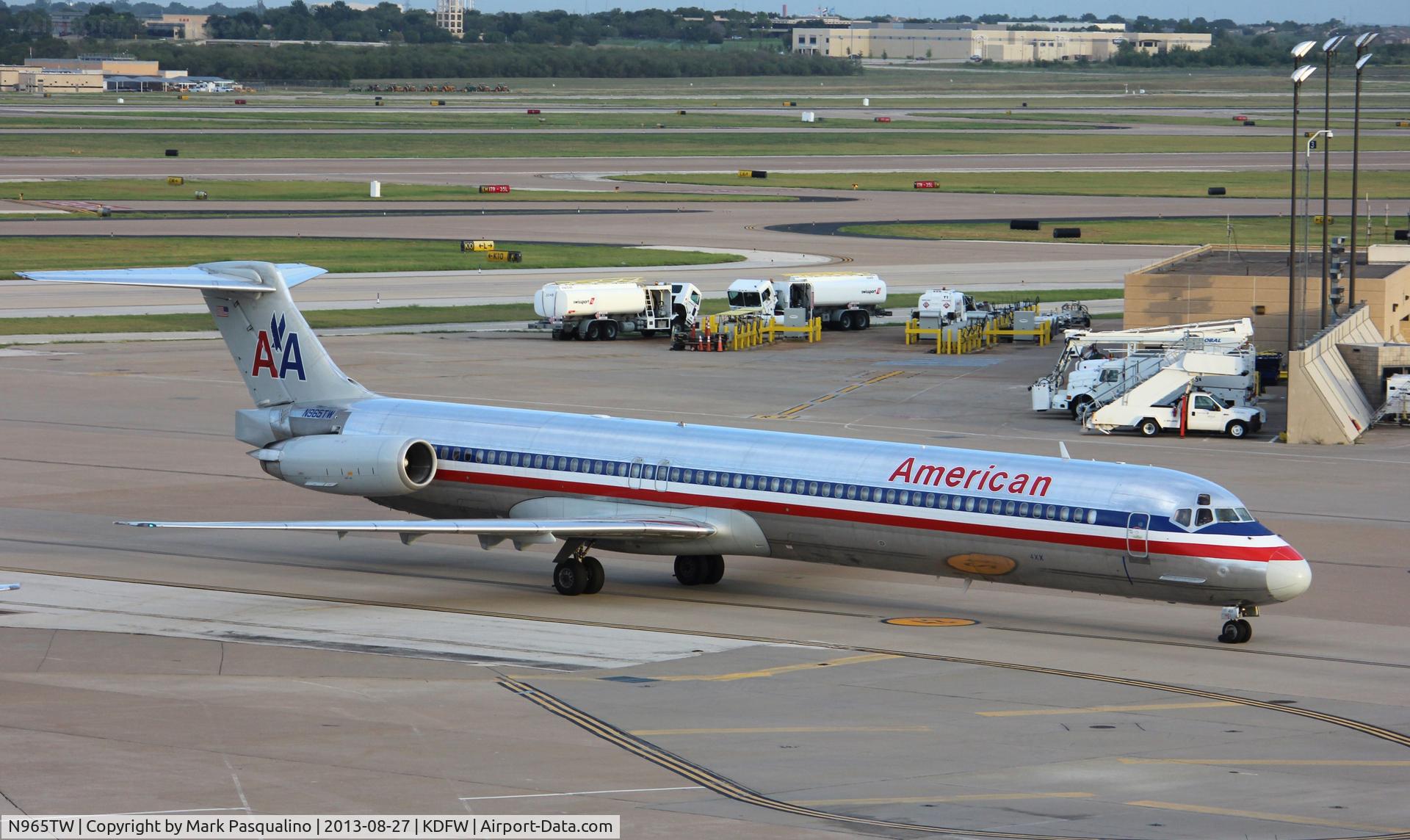 N965TW, 1999 McDonnell Douglas MD-83 (DC-9-83) C/N 53615, MD-83