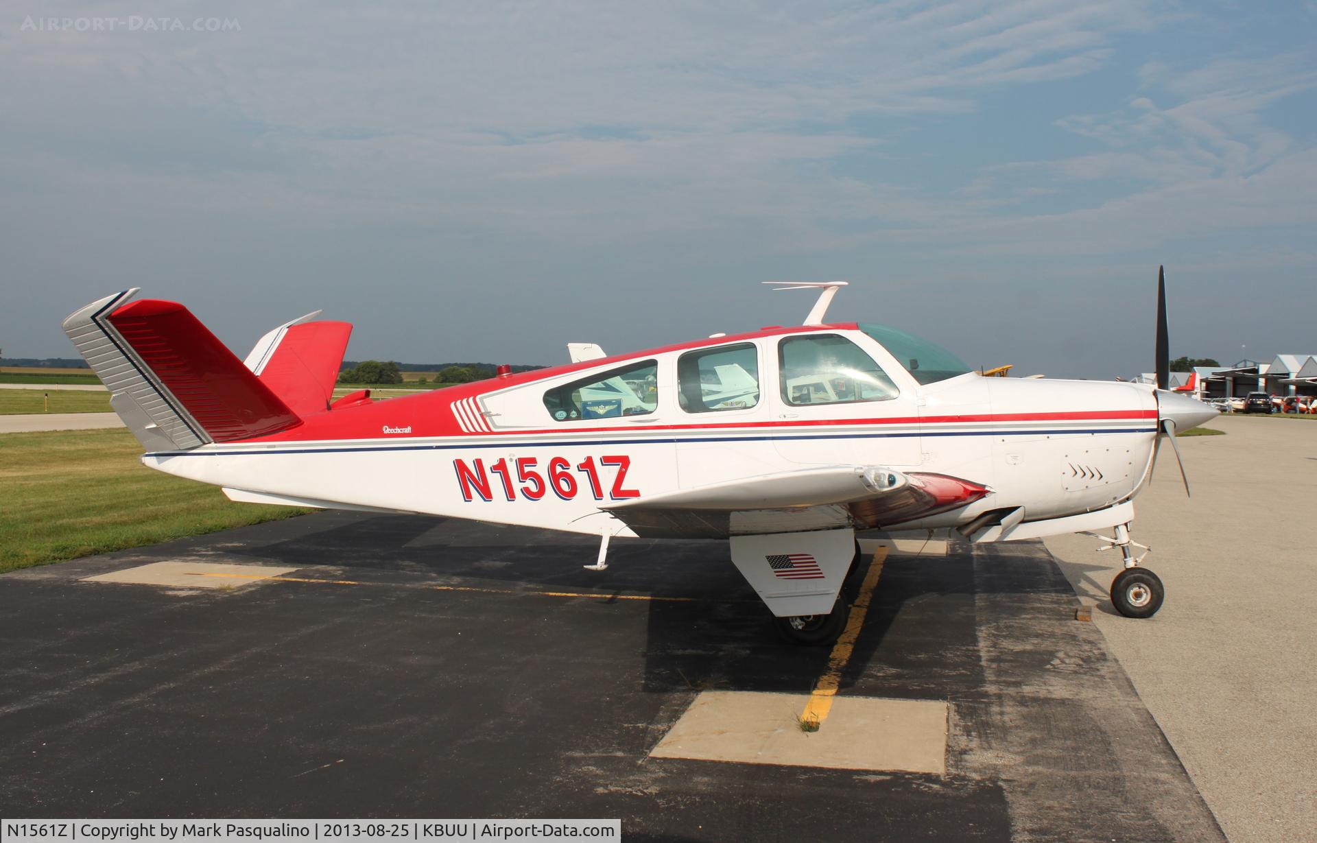 N1561Z, 1967 Beech V35 Bonanza C/N D-8442, Beech V35
