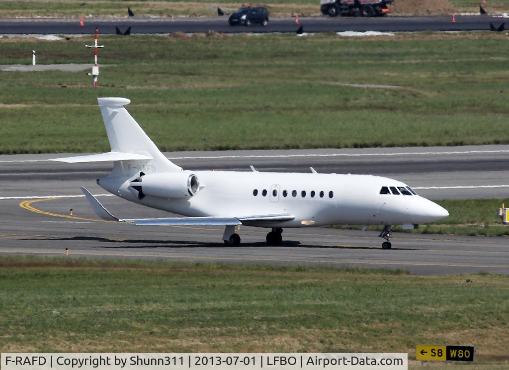 F-RAFD, 2011 Dassault Falcon 2000LX C/N 237, Taxiing to the Airbus factory...