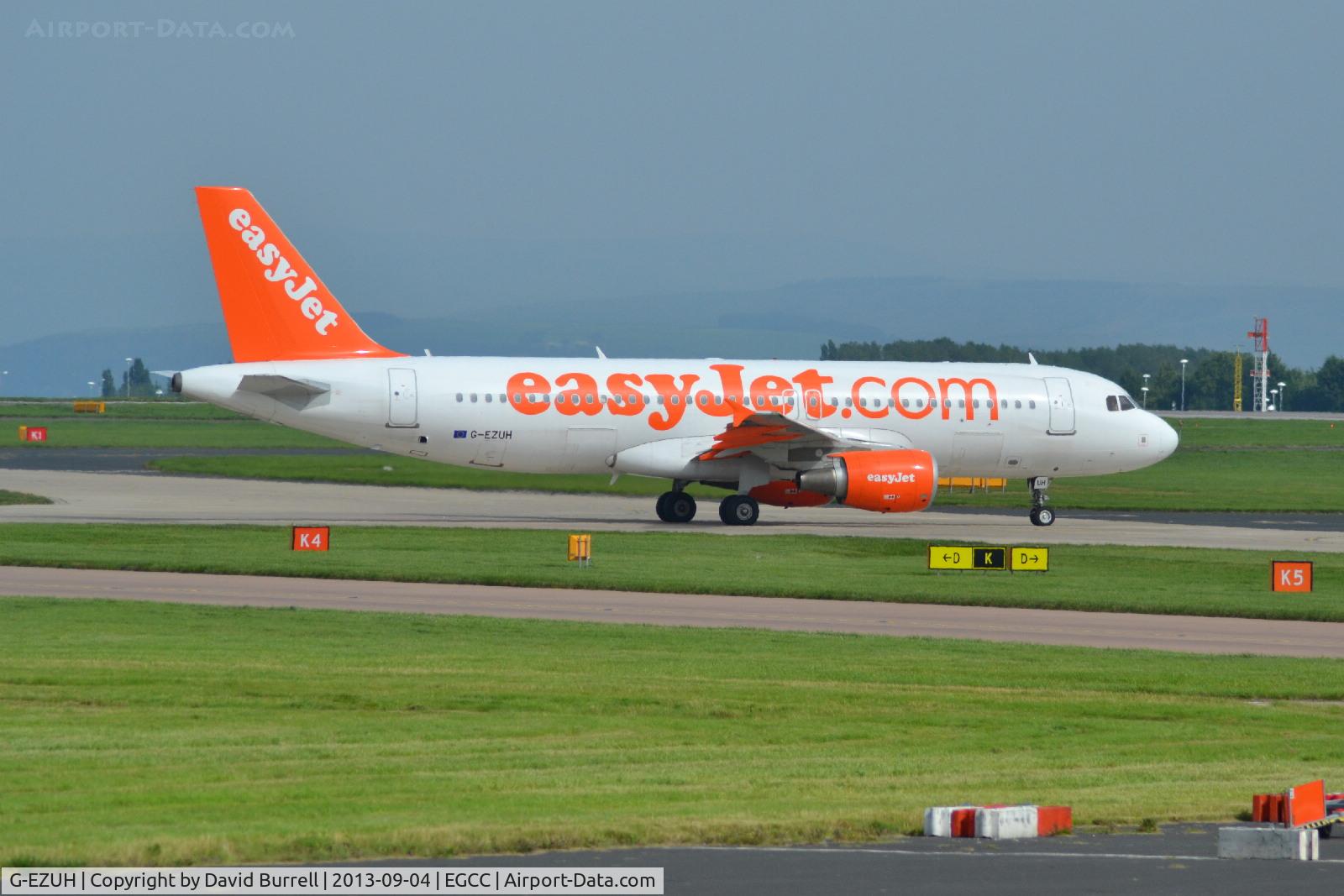 G-EZUH, 2011 Airbus A320-214 C/N 4708, EasyJet Airbus A320-214 taxiing Manchester Airport.