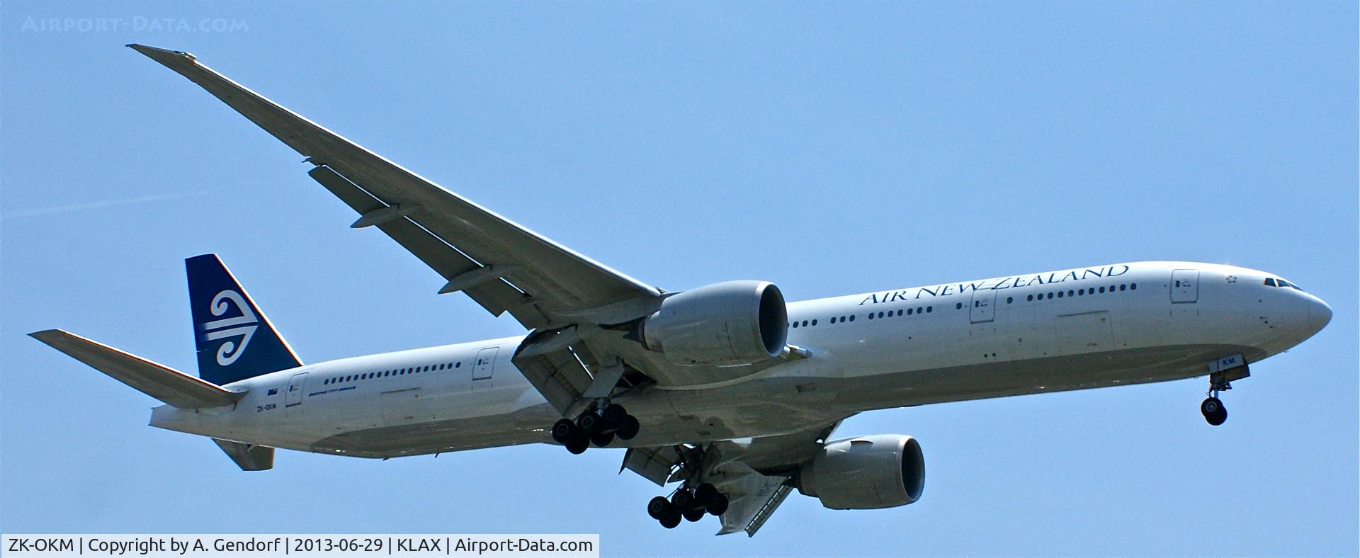 ZK-OKM, 2010 Boeing 777-306/ER C/N 38405, Air New Zealand, seen here arriving from Auckland(NZAA) at Los Angeles Int´l(KLAX)