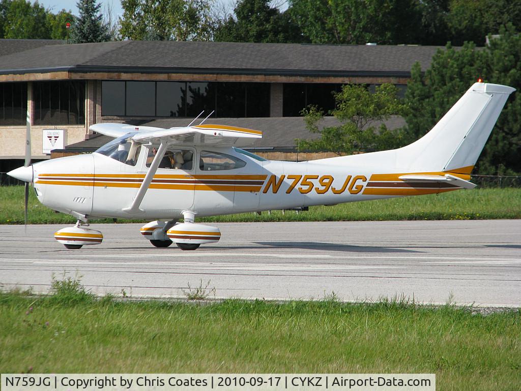 N759JG, 1977 Cessna 182Q Skylane C/N 18266026, With runway 33 being 4,000 ft long the pilot of this sharp looking Skylane didn't backtrack to the threshold, he just lined up & opened the throttle. It was visiting from the state of Illinois.