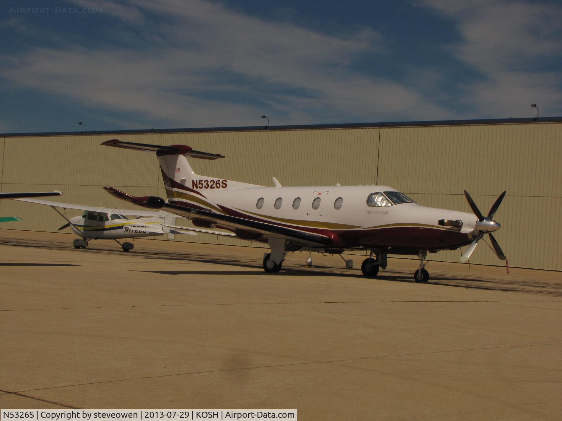N5326S, 2009 Pilatus PC-12/47E C/N 1131, Orion FBO ramp