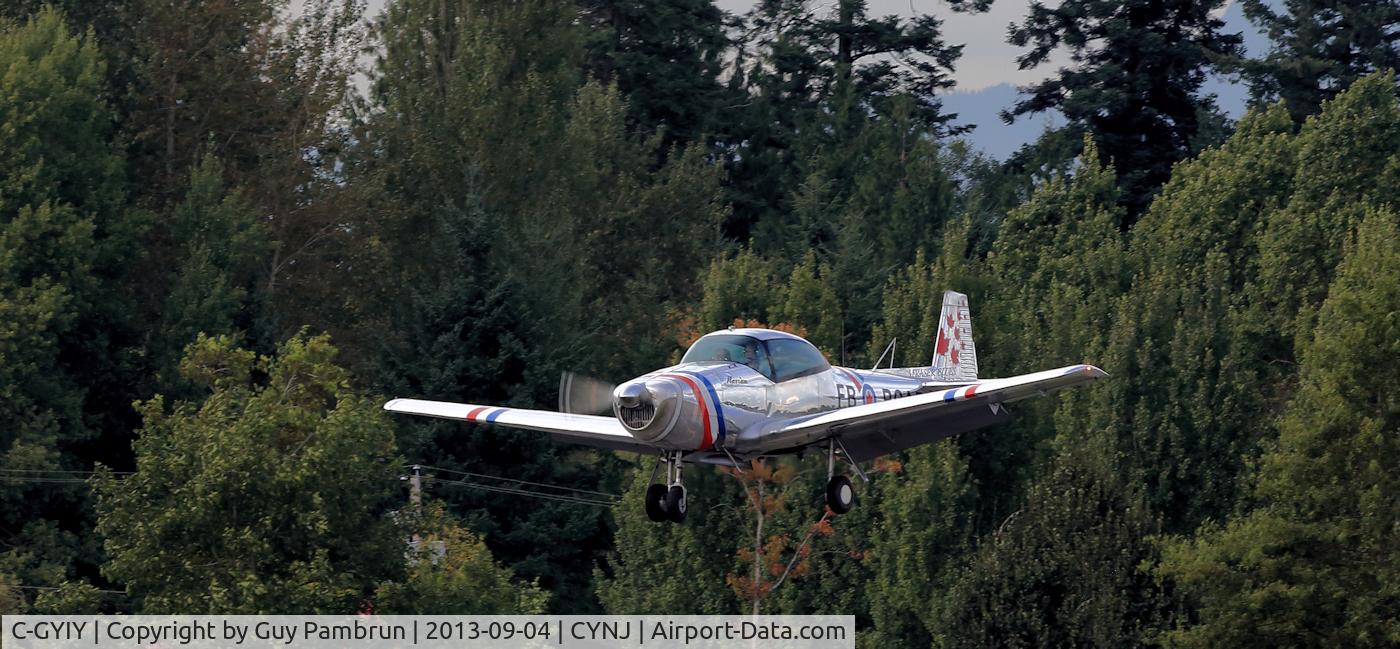 C-GYIY, 1947 North American Navion (NA-145) C/N NAV-4-779, Landing