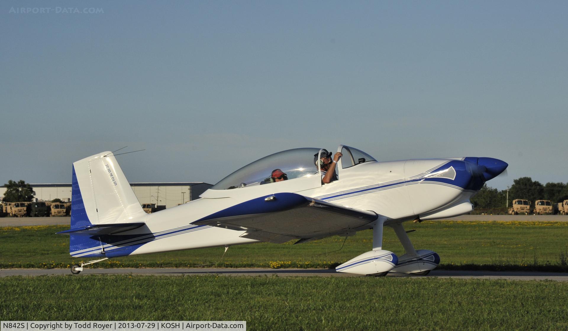 N842S, 2005 Vans RV-8 C/N 81617, Airventure 2013