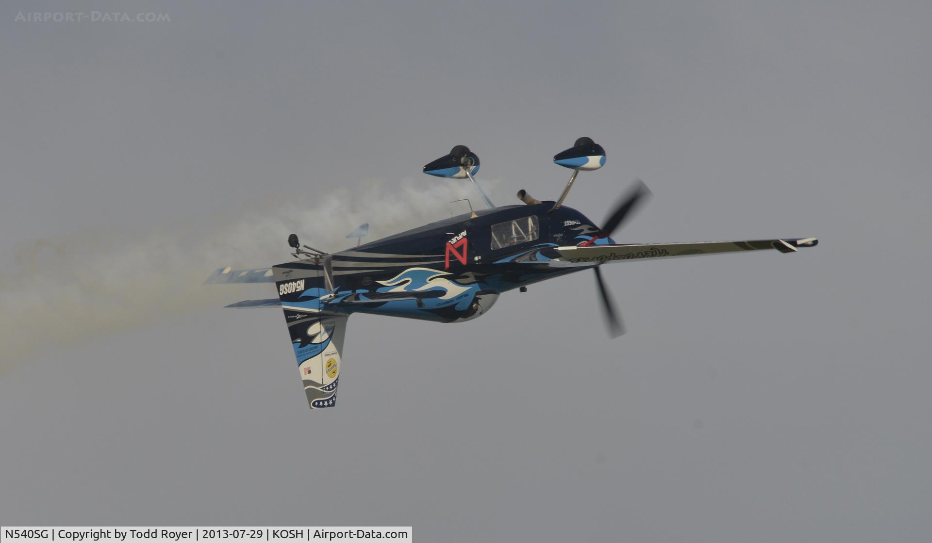 N540SG, 2005 Zivko Edge 540 C/N 0035, Airventure 2013
