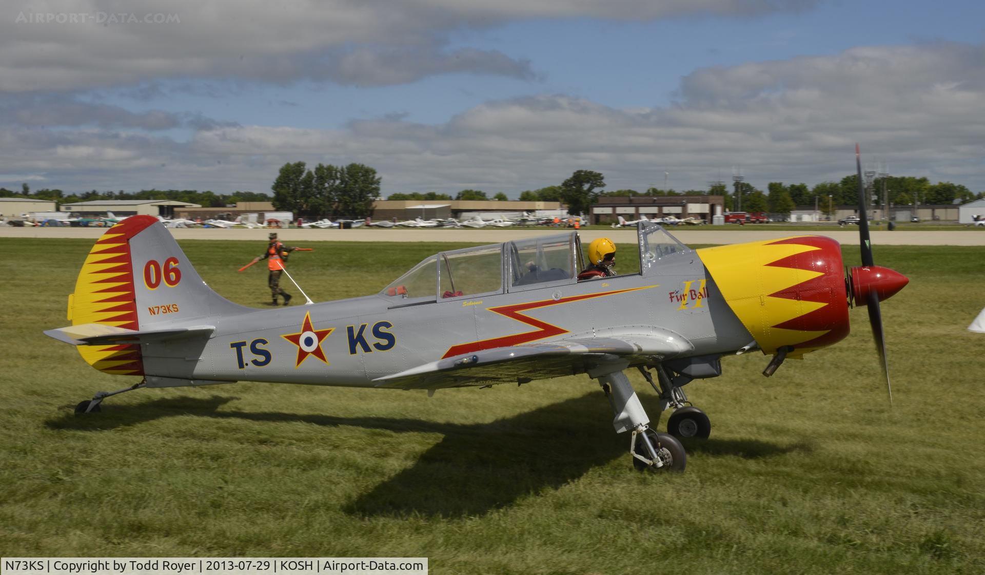 N73KS, 2001 Yakovlev (Aerostar) Yak-52TW C/N 0112230, Airventure 2013