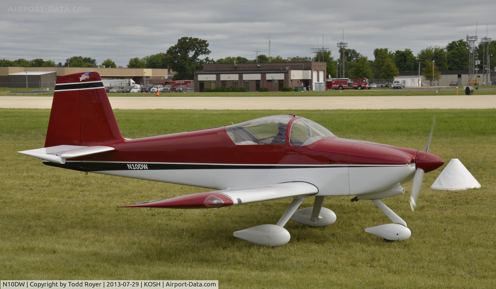 N10DW, 2002 Vans RV-9A C/N 90029, Airventure 2013