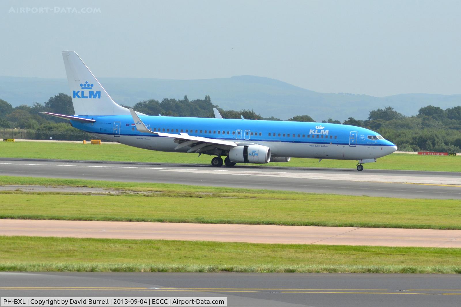 PH-BXL, 2000 Boeing 737-8K2 C/N 30359, KLM Boeing 737-8K2 landed at Manchester Airport.