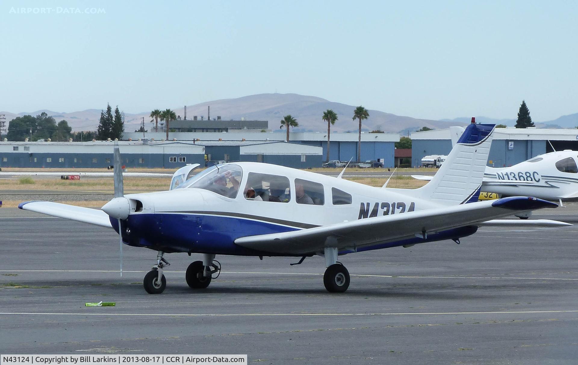 N43124, 1983 Piper PA-28-161 C/N 28-8316094, Visitor