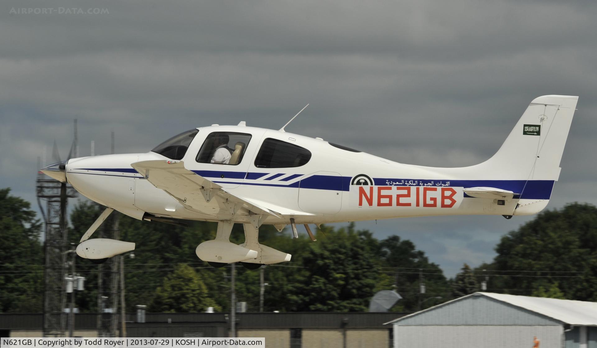 N621GB, Cirrus SR20 C/N 2021, Airventure 2013