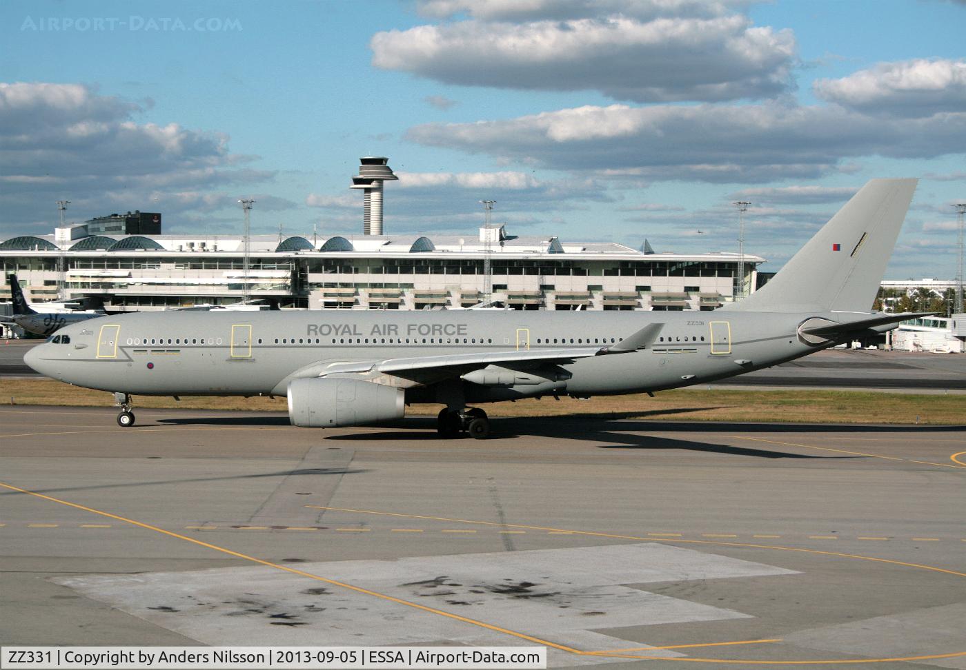 ZZ331, 2011 Airbus KC2 Voyager (A330-243MRTT) C/N 1248, Taxiing out to runway 19R.