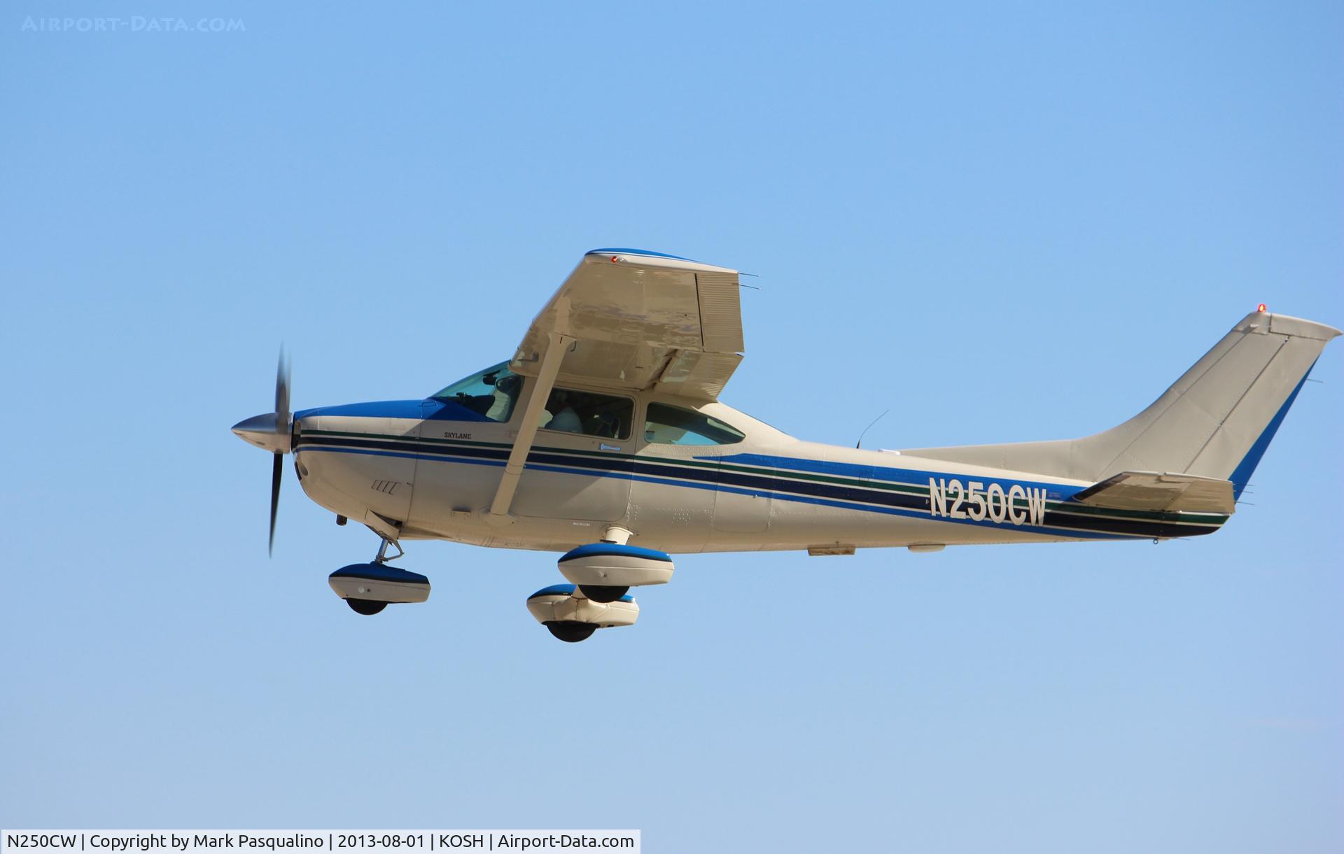 N250CW, 1982 Cessna 182R Skylane C/N 18268273, Cessna 182R