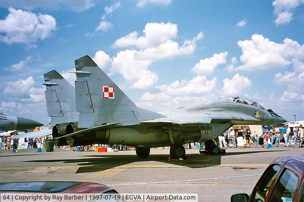 64, Mikoyan-Gurevich MiG-29UB C/N N50903014664, Mikoyan-Gurevich MiG-29UB [N50903014664] (Polish Air Force) RAF Fairford~G 19/07/1997