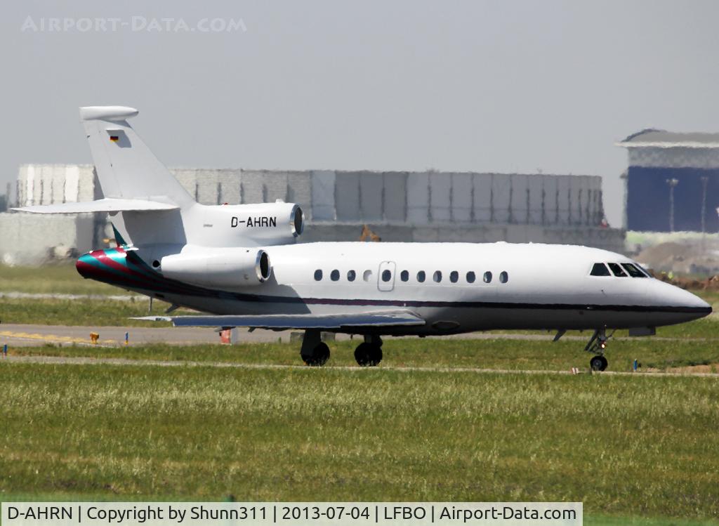 D-AHRN, 2001 Dassault Falcon 900EX C/N 96, Lining up rwy 32L from Sierra 2 for departure...