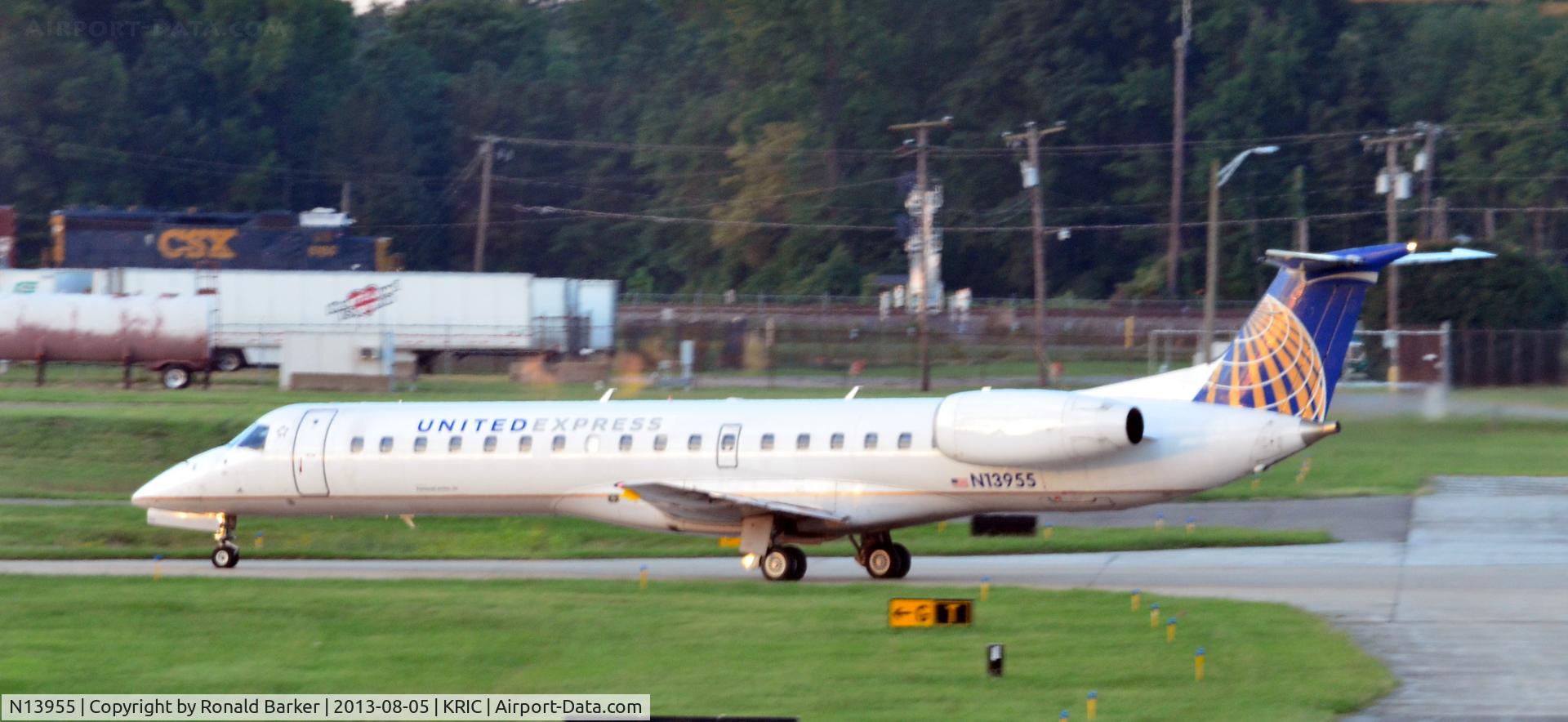 N13955, 1998 Embraer EMB-145LR C/N 145.075, Taxi Richmond