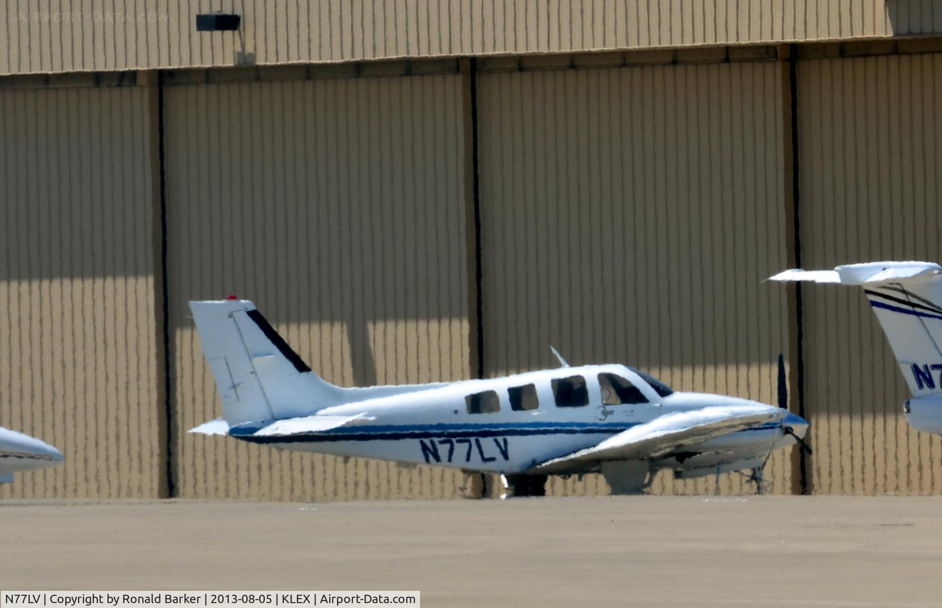 N77LV, 1980 Beech 58P Baron C/N TJ-287, Lexington