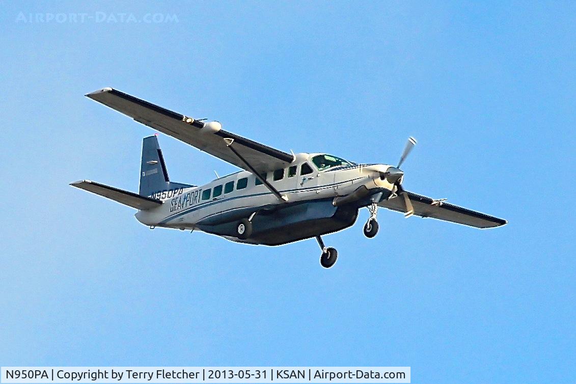 N950PA, 2004 Cessna 208B Grand Caravan C/N 208B-1063, Overhead Balboa Park en route to San Diego International