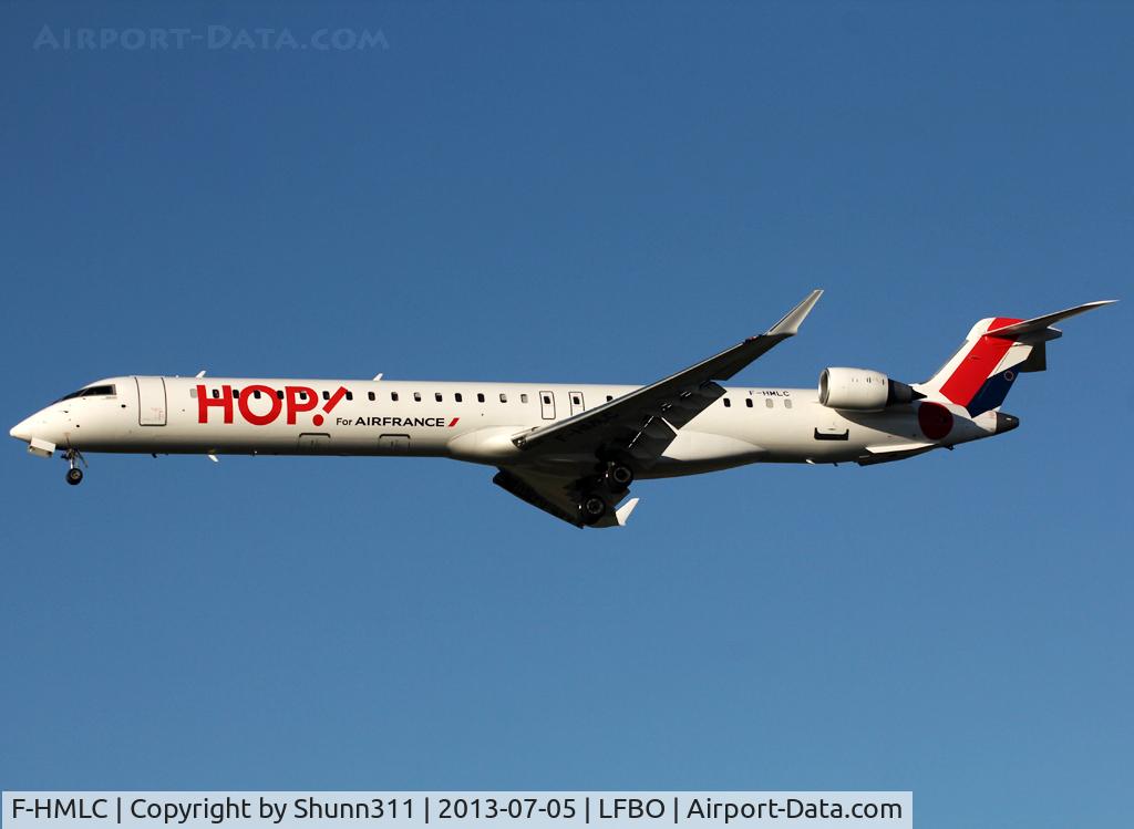 F-HMLC, 2010 Bombardier CRJ-1000EL NG (CL-600-2E25) C/N 19006, Landing rwy 32L
