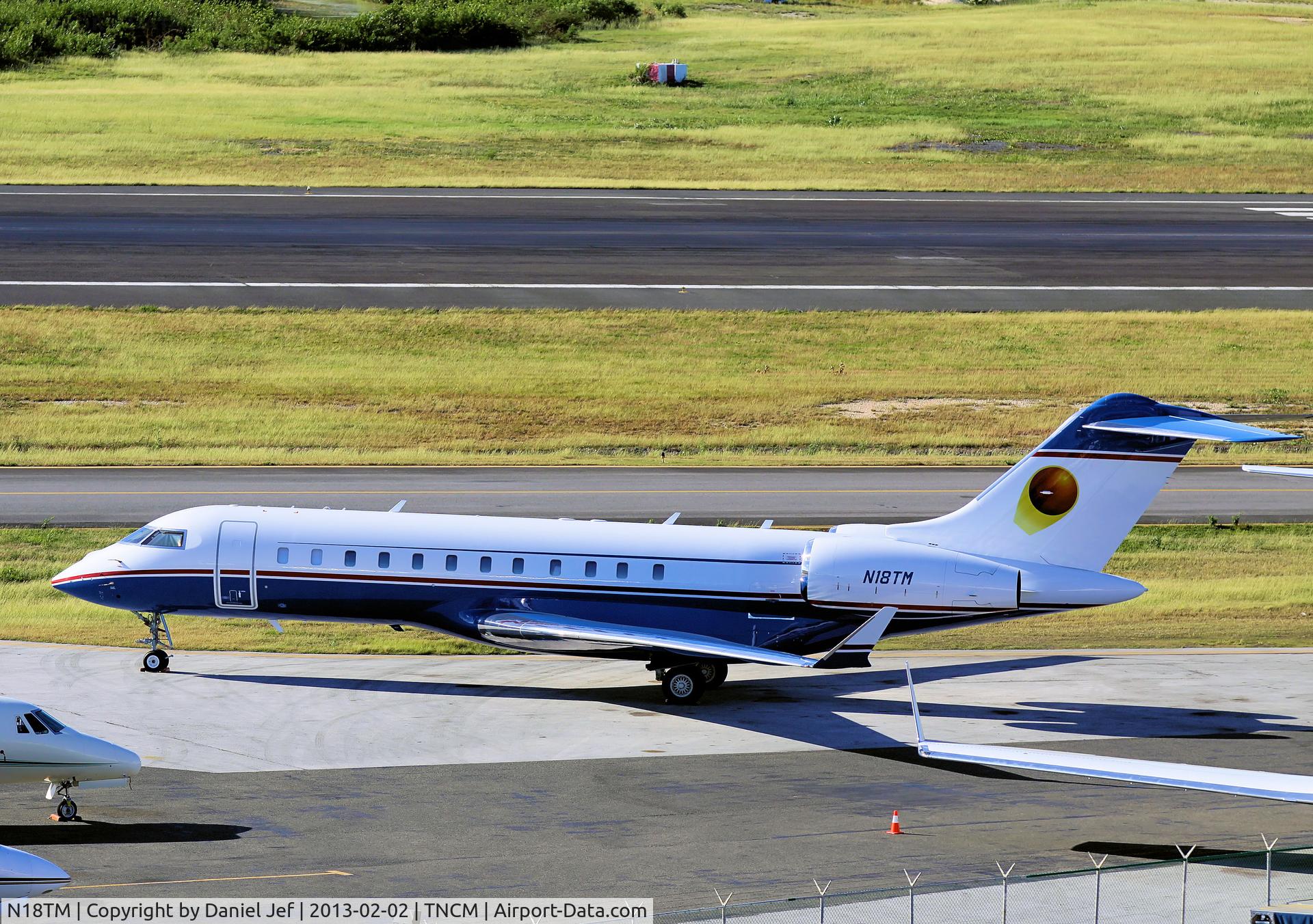 N18TM, 2001 Bombardier BD-700-1A10 Global Express C/N 9090, N18TM