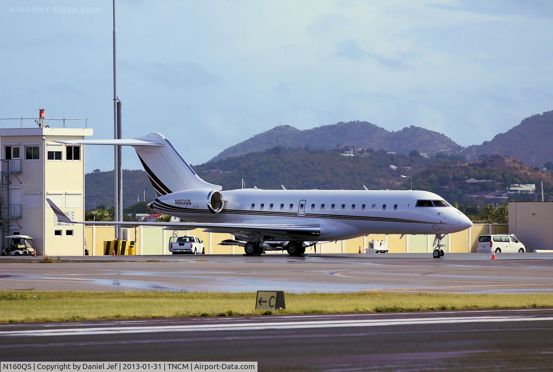 N160QS, 2012 Bombardier BD-700-1A10 Global 6000 C/N 9475, N160QS