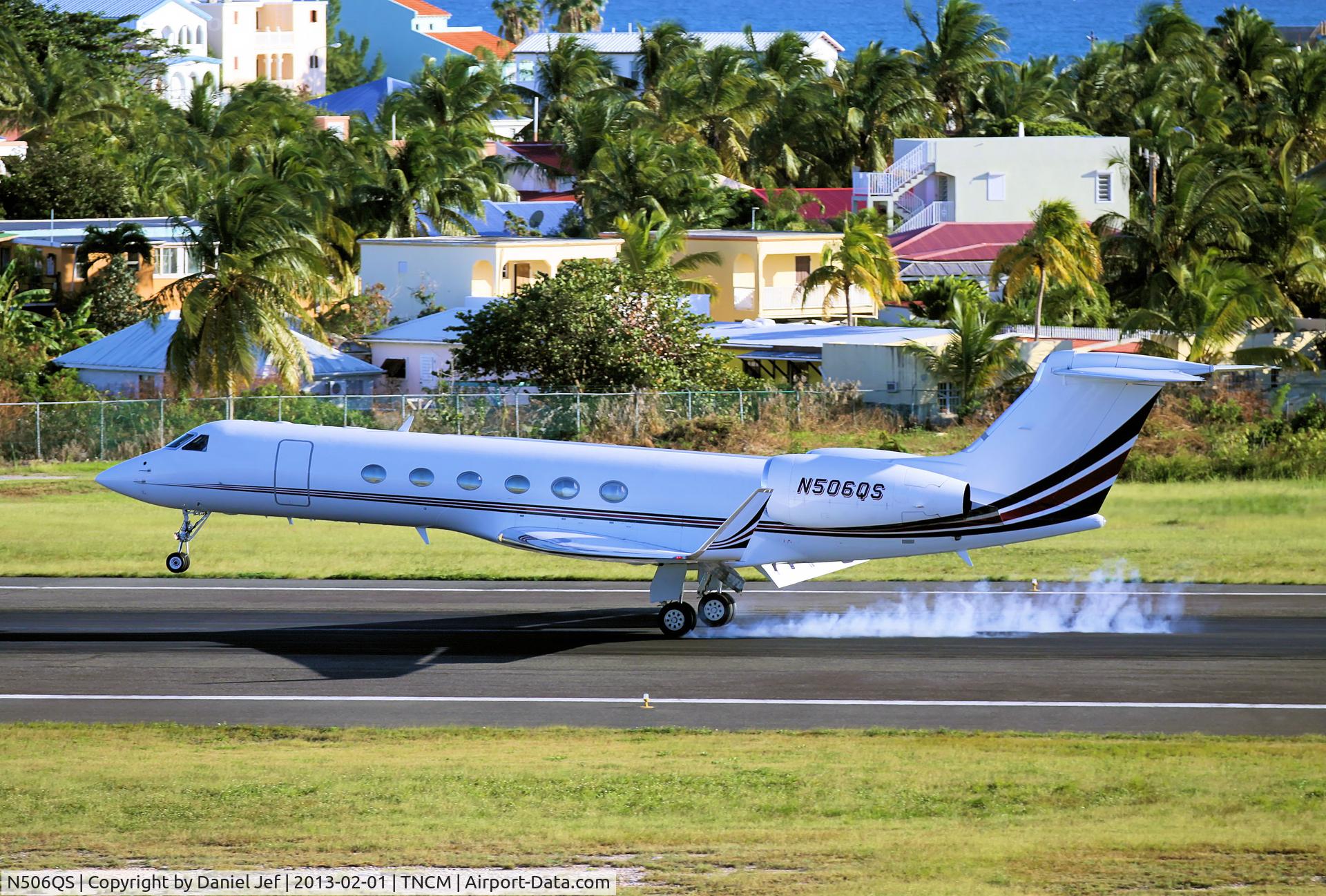 N506QS, 2000 Gulfstream Aerospace G-V C/N 623, N506QS