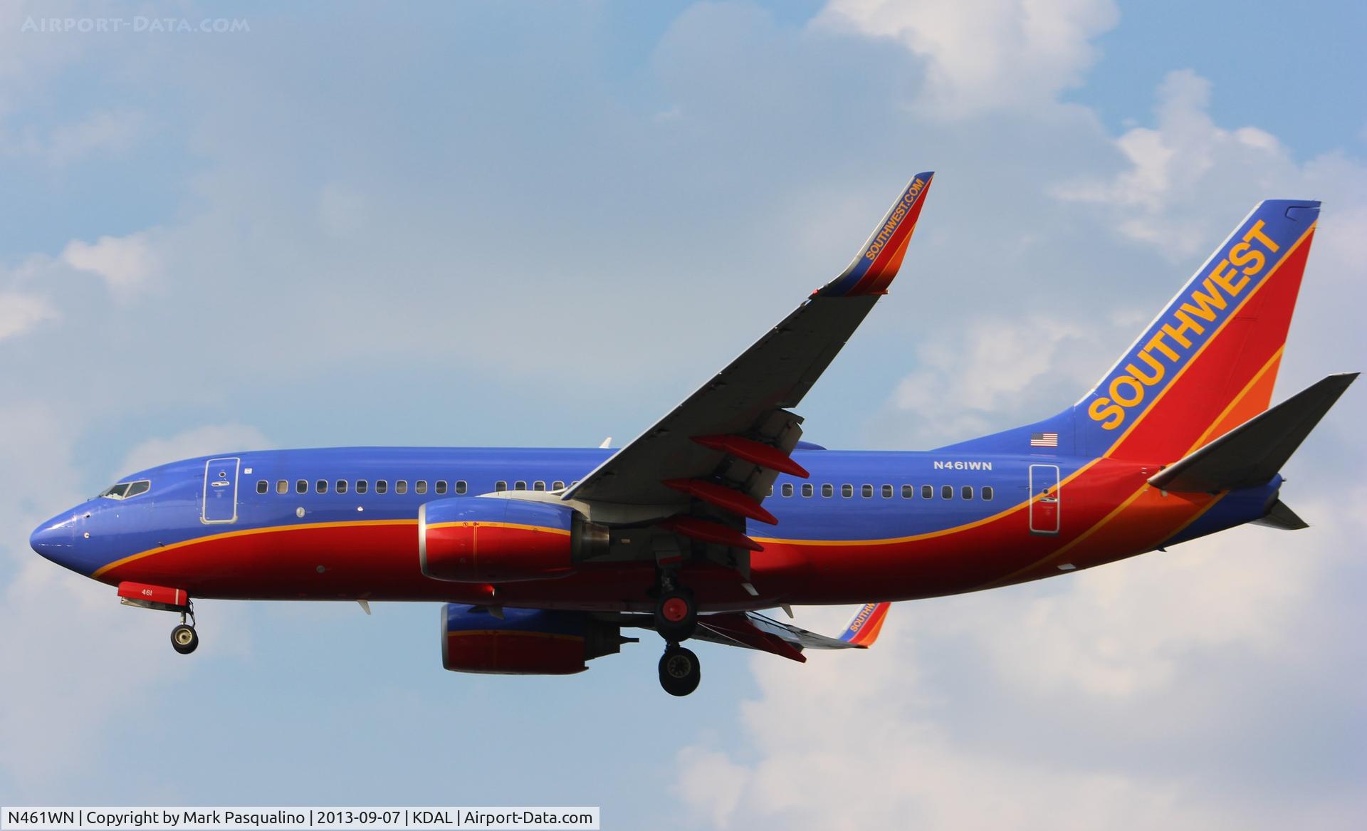 N461WN, 2004 Boeing 737-7H4 C/N 32465, Boeing 737-700