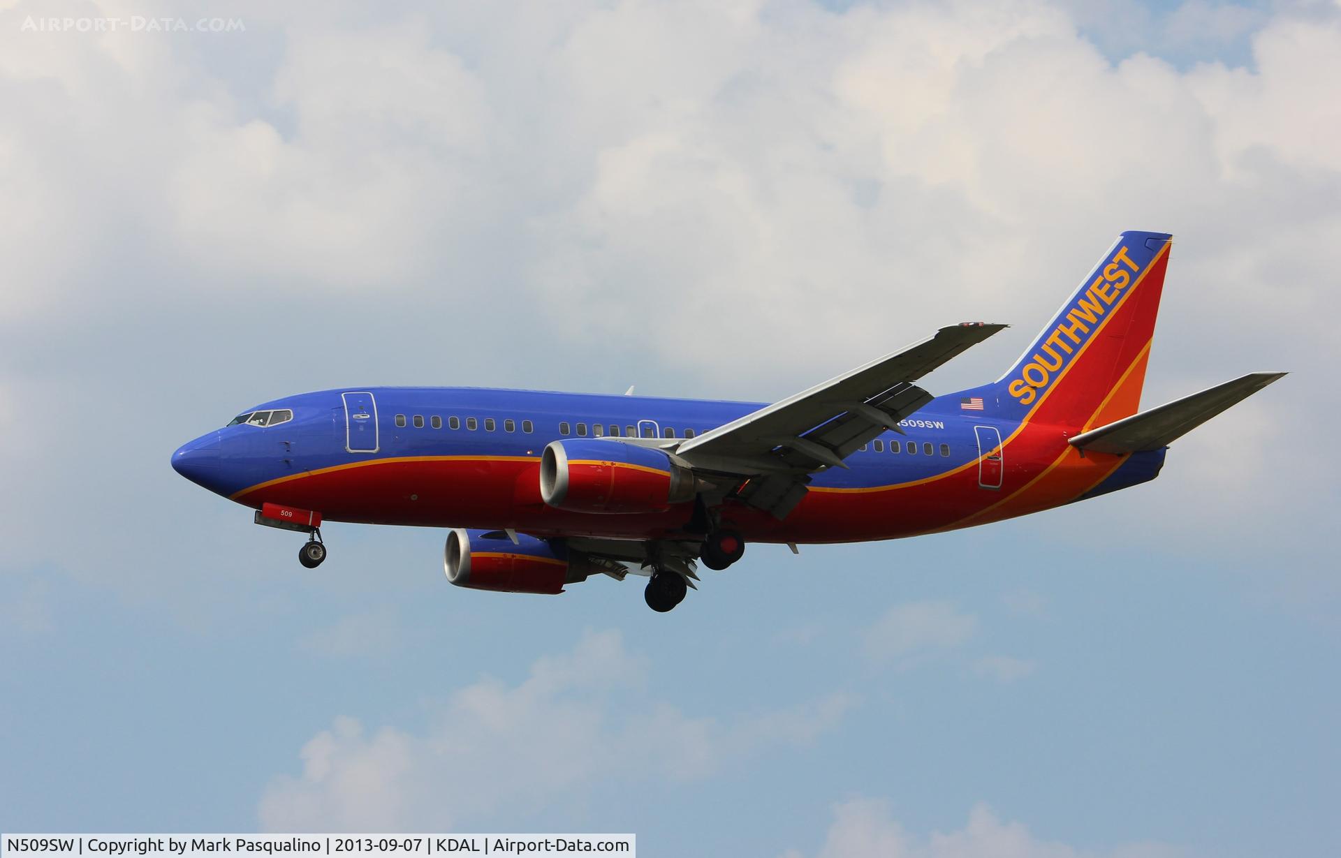 N509SW, 1990 Boeing 737-5H4 C/N 24186, Boeing 737-500